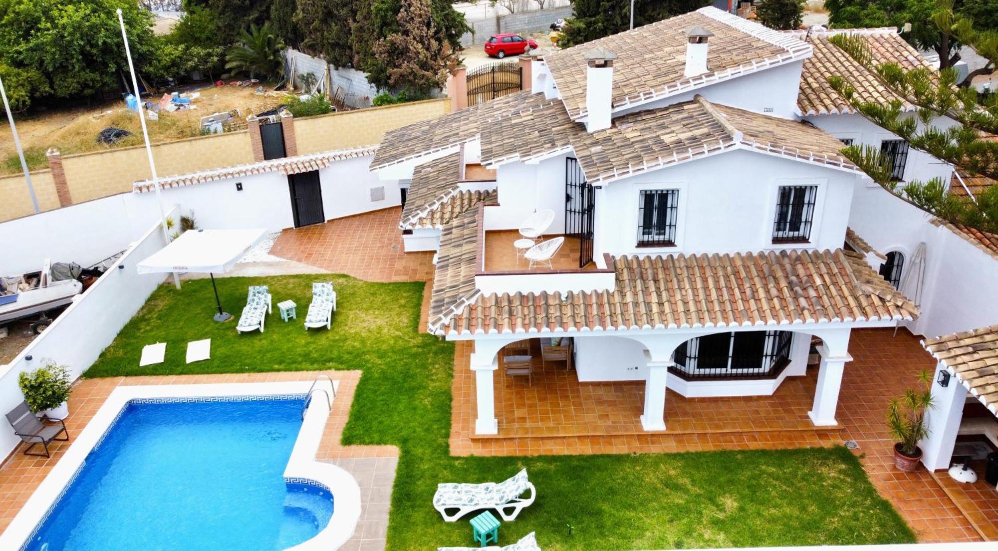 Villa Suites, Renovada, Con Piscina, Bbq & Chill Out Mijas Extérieur photo